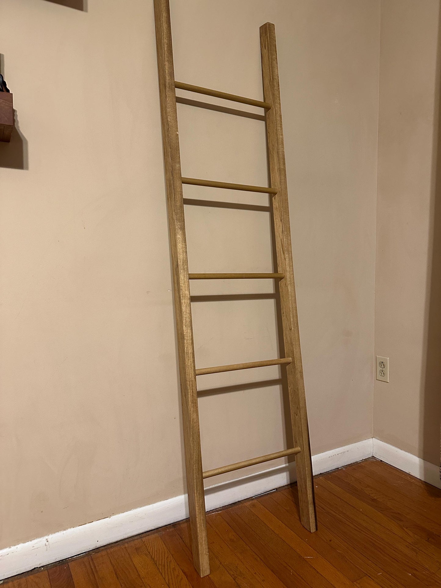 6-Foot Modern Blanket Ladder, Wooden Blanket Rack, Towel Storage Ladder, Decorative Leaning Ladder, Handmade Poplar Wood Ladder, Home Decor